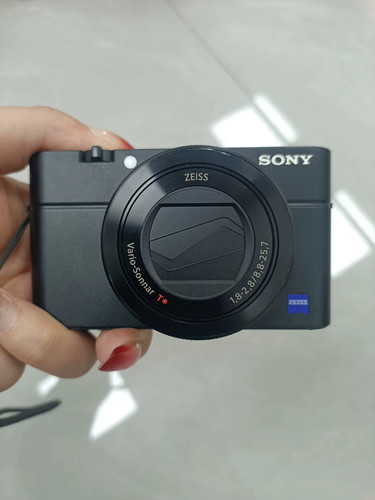 Sony dsc rx100 iii - dsc-rx100,