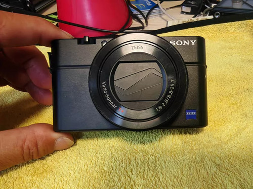 Sony cyber shot dsc rx100 - dsc-rx100, iii