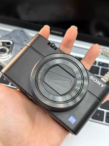 Nuovo sony cyber shot - sony, cyber-shot