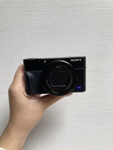 Sony rx100 iii - sony,