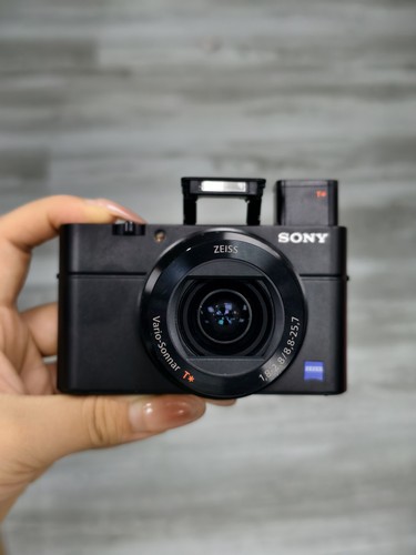 Sony cyber shot dsc - dsc-rx100, iii